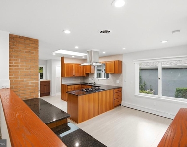 36 Bear Brook Road - Photo Thumbnail 8