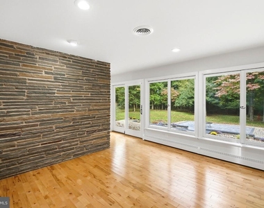36 Bear Brook Road - Photo Thumbnail 13