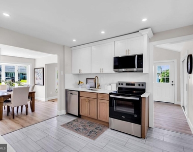 103 Carver Drive - Photo Thumbnail 30