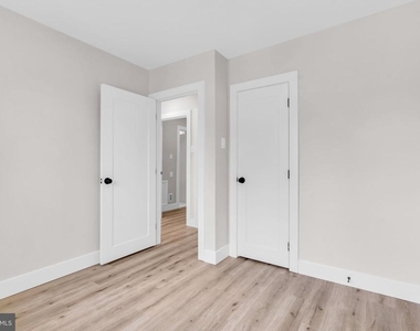 103 Carver Drive - Photo Thumbnail 47