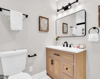 103 Carver Drive - Photo Thumbnail 51