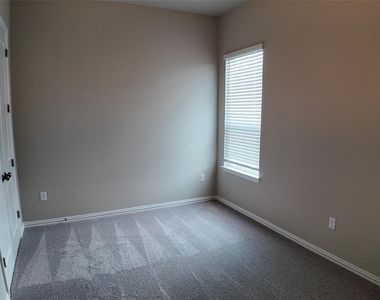 4806 Warm Wassail Dr - Photo Thumbnail 19