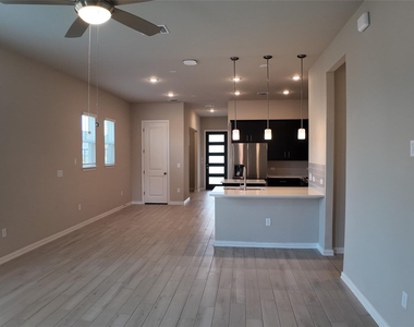 4806 Warm Wassail Dr - Photo Thumbnail 4