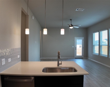 4806 Warm Wassail Dr - Photo Thumbnail 6