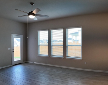 4806 Warm Wassail Dr - Photo Thumbnail 14