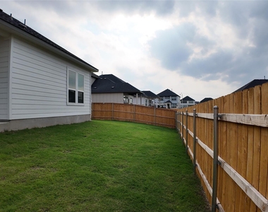4806 Warm Wassail Dr - Photo Thumbnail 22