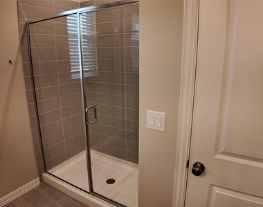 4806 Warm Wassail Dr - Photo Thumbnail 12