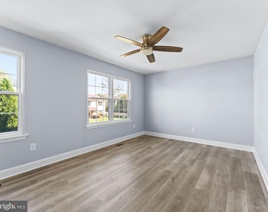 233 Lafayette Drive - Photo Thumbnail 23