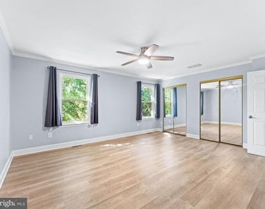 233 Lafayette Drive - Photo Thumbnail 15