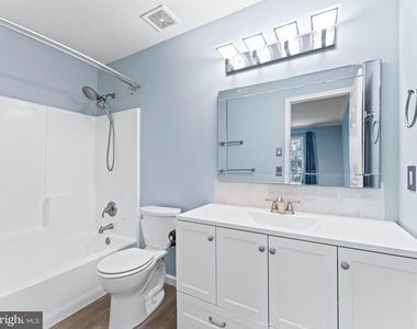 233 Lafayette Drive - Photo Thumbnail 18