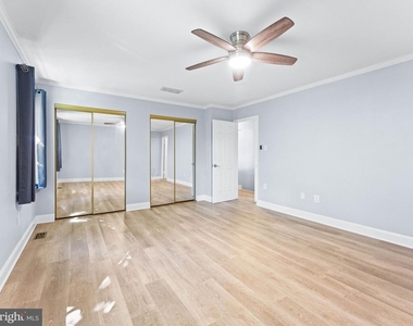 233 Lafayette Drive - Photo Thumbnail 16