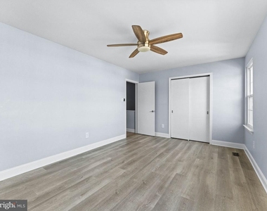 233 Lafayette Drive - Photo Thumbnail 24