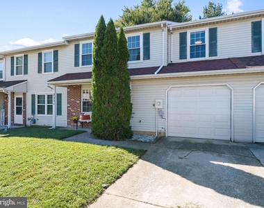 233 Lafayette Drive - Photo Thumbnail 1