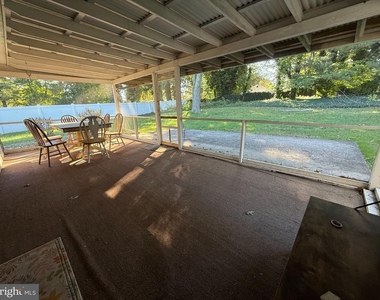 404 Tanforan Drive - Photo Thumbnail 18