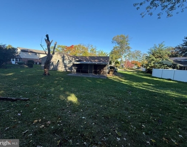 404 Tanforan Drive - Photo Thumbnail 22