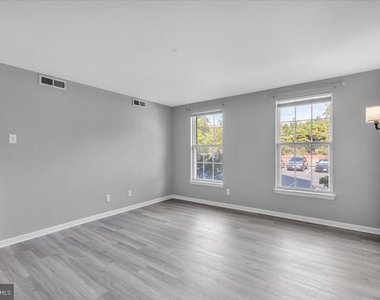 73 Eldon Way - Photo Thumbnail 18