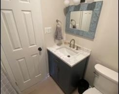 720 Rusty Anchor Road - Photo Thumbnail 14
