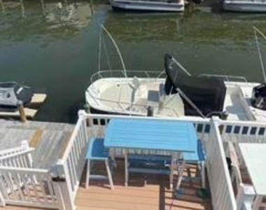 720 Rusty Anchor Road - Photo Thumbnail 2