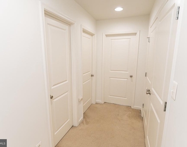 230 Garrison Way - Photo Thumbnail 28