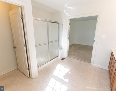 230 Garrison Way - Photo Thumbnail 39