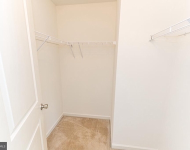230 Garrison Way - Photo Thumbnail 37