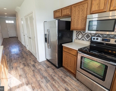 230 Garrison Way - Photo Thumbnail 25