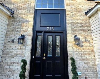 713 Bonnie Meadow Lane - Photo Thumbnail 42