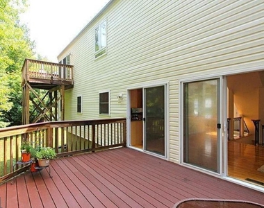 713 Bonnie Meadow Lane - Photo Thumbnail 17
