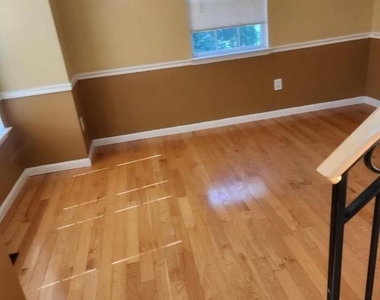 713 Bonnie Meadow Lane - Photo Thumbnail 13