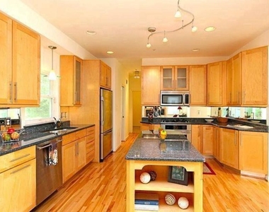 713 Bonnie Meadow Lane - Photo Thumbnail 9
