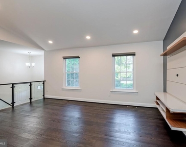 905 Cornish Street - Photo Thumbnail 10