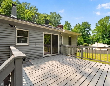 7012 Noah Drive - Photo Thumbnail 31
