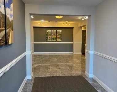 607 7th Street - Photo Thumbnail 25
