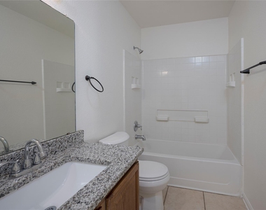 603 Constellation Dr - Photo Thumbnail 20