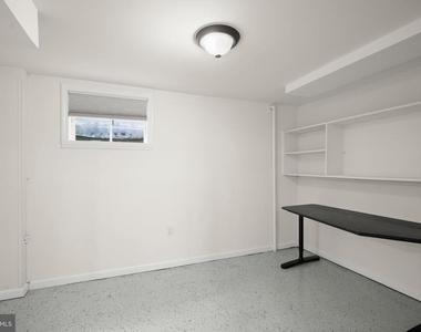 10903 Stillwater Avenue - Photo Thumbnail 23