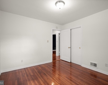 10903 Stillwater Avenue - Photo Thumbnail 8