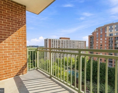 11700 Old Georgetown Road - Photo Thumbnail 15