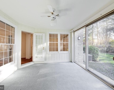 5707 Brewer House Circle - Photo Thumbnail 12