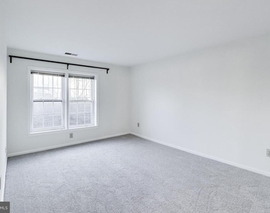 5707 Brewer House Circle - Photo Thumbnail 14