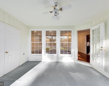 5707 Brewer House Circle - Photo Thumbnail 13