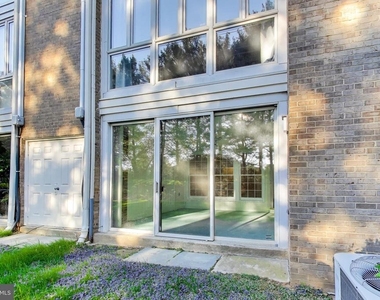 5707 Brewer House Circle - Photo Thumbnail 26