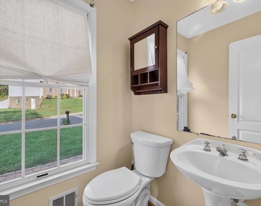 2512 Locustwood Place - Photo Thumbnail 12