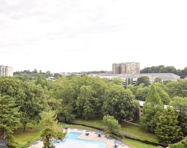10101 Grosvenor Place - Photo Thumbnail 14