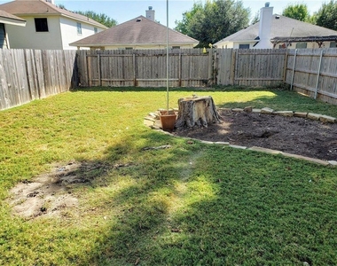 1125 Walton Ln - Photo Thumbnail 17