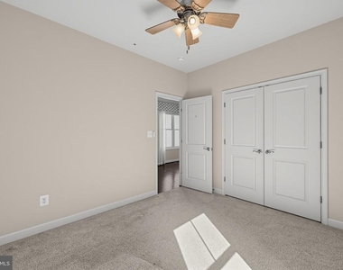 22805 Broadway Avenue - Photo Thumbnail 8