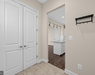 22805 Broadway Avenue - Photo Thumbnail 23