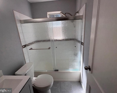 1742 E West Highway - Photo Thumbnail 8