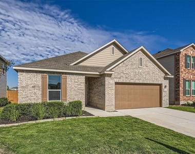 216 Deer Crest Dr - Photo Thumbnail 2