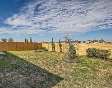 216 Deer Crest Dr - Photo Thumbnail 27