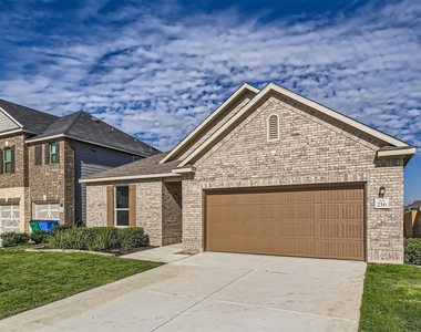 216 Deer Crest Dr - Photo Thumbnail 1